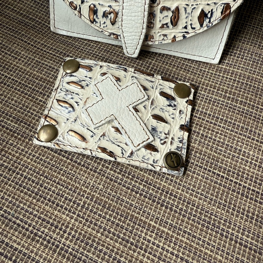 Sue Mini Crossbody w/ 2 removable patches from Pure Dixie - Picture 9 of 11